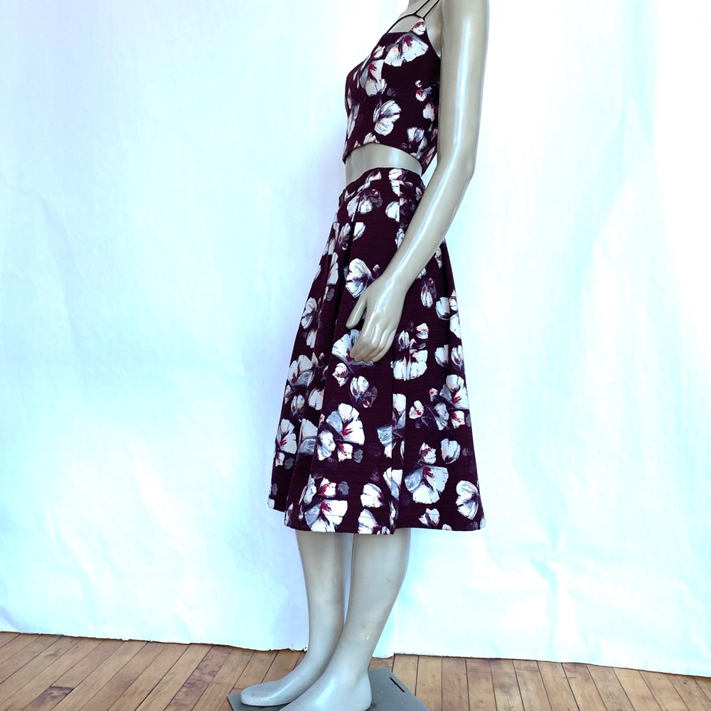 re:named Floral Top and Skirt - Picture 3 of 14